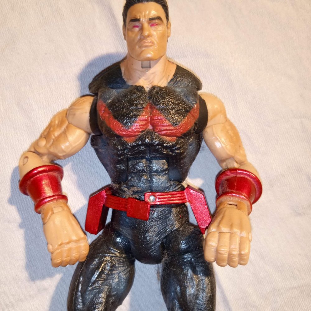 Wonder Man and Yellow Jacket Action Figure - Picture 8 of 11